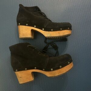 Dr. Scholl's Black Lace-Up Women's Boots